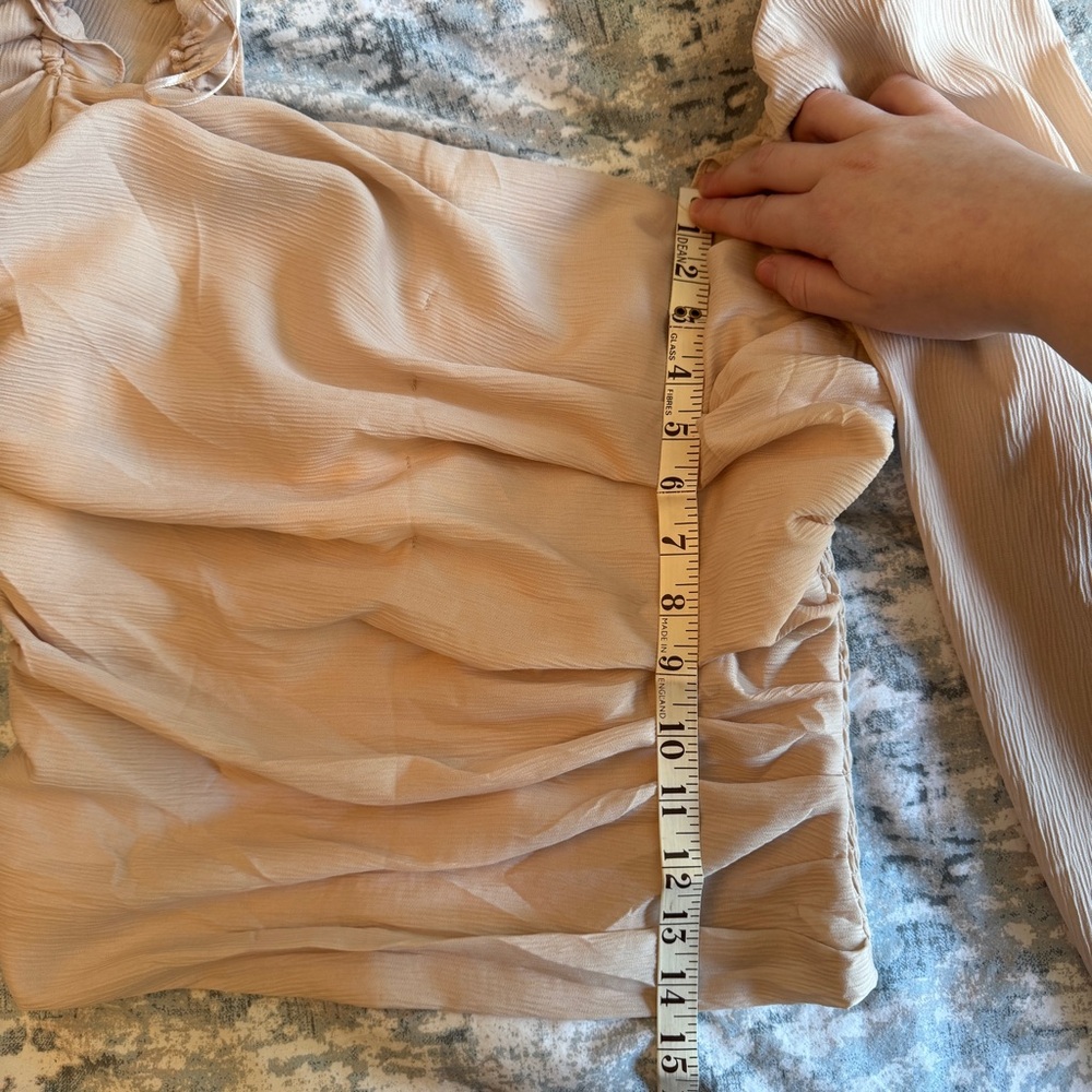 ASTR The Label Puff Sleeve Square Neck Top Sz M Blush Smocked Coquette Romantic - Picture 14 of 16